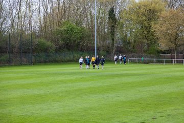 Bild 2 - Frauen SV Henstedt Ulzburg2 : TSV Schoenberg : Ergebnis: Abbruch